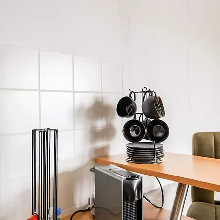 - Kueche - Balkon - Netflix